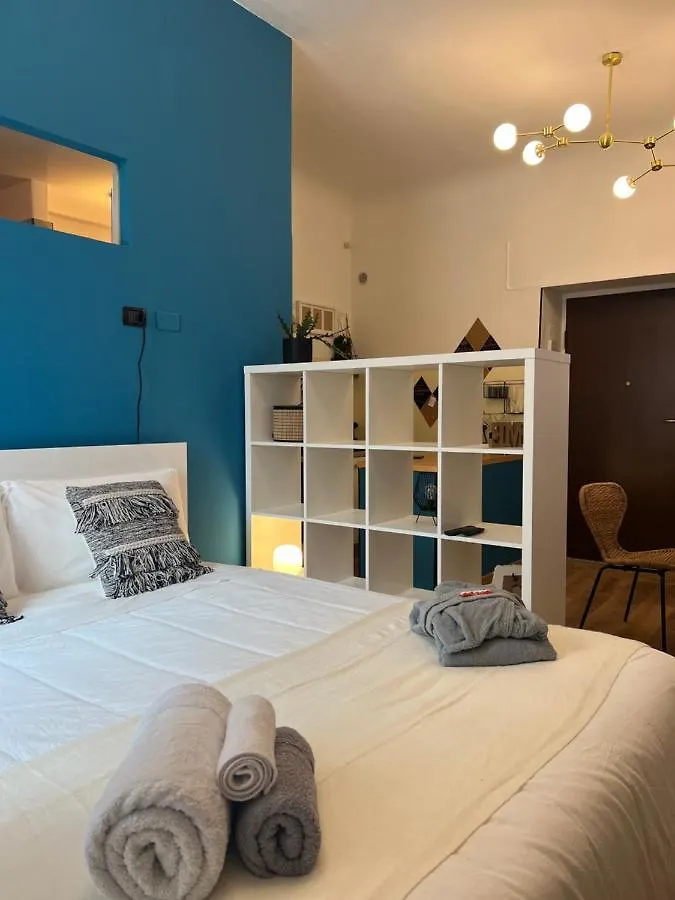 Appartement Regina Milano Ai Navigli - Sky Tv, Wifi And Breakfast Box