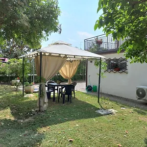 https://appartamento-le-magnolie-2.hotelslidodijesolo.com